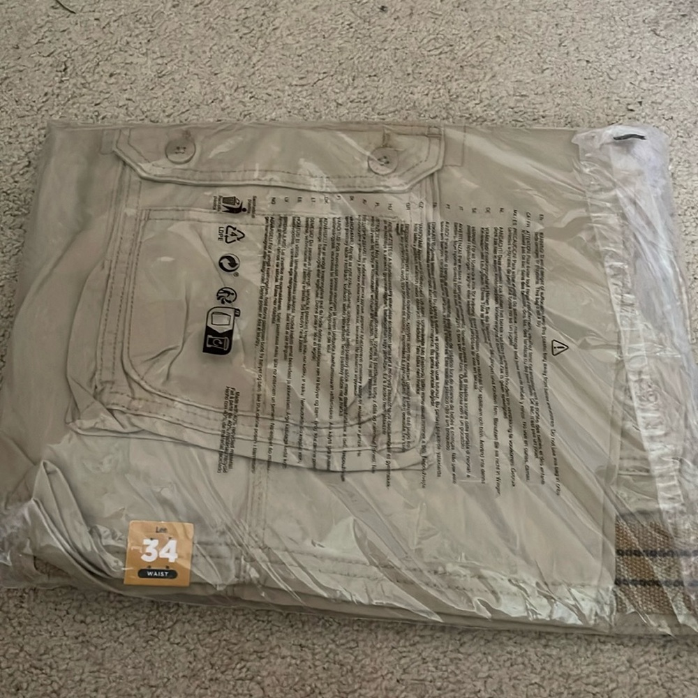 Men’s Lee Cargo Shorts 34”